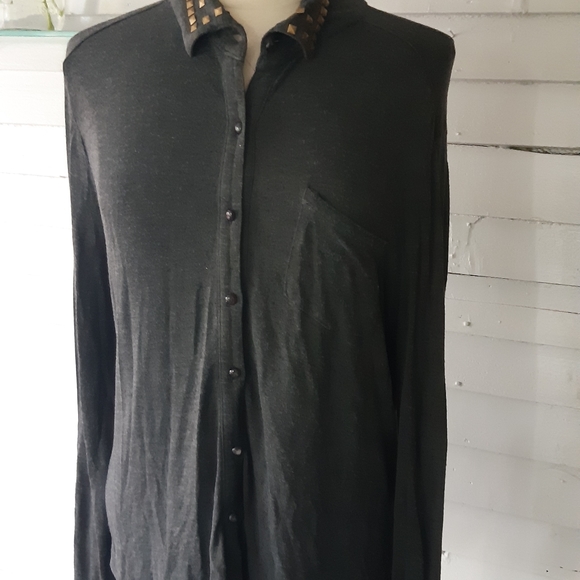 French Laundry Women's Buttons Dowm shirt size LP - Picture 13 of 15